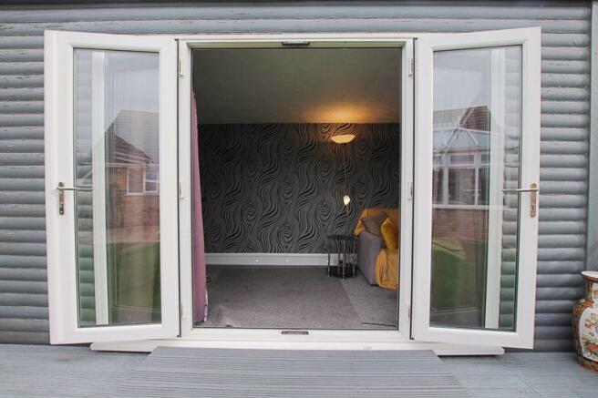Summerhouse ex...