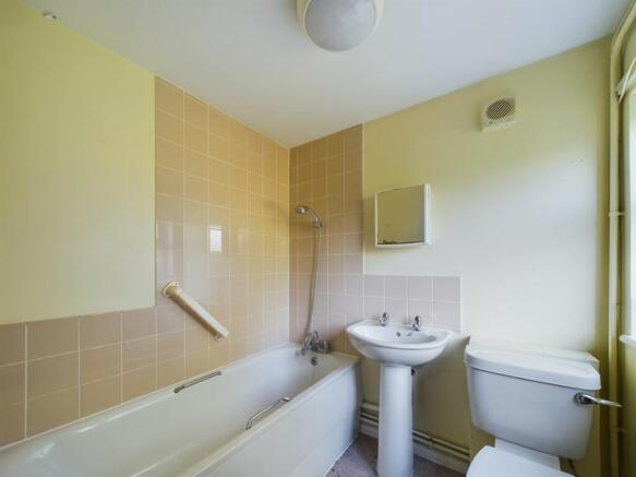 Photo 12