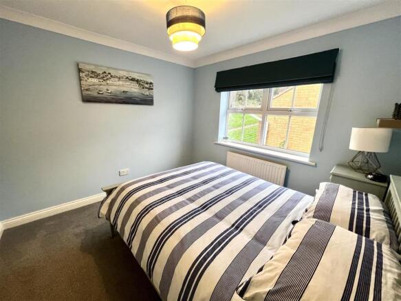 BEDROOM 2