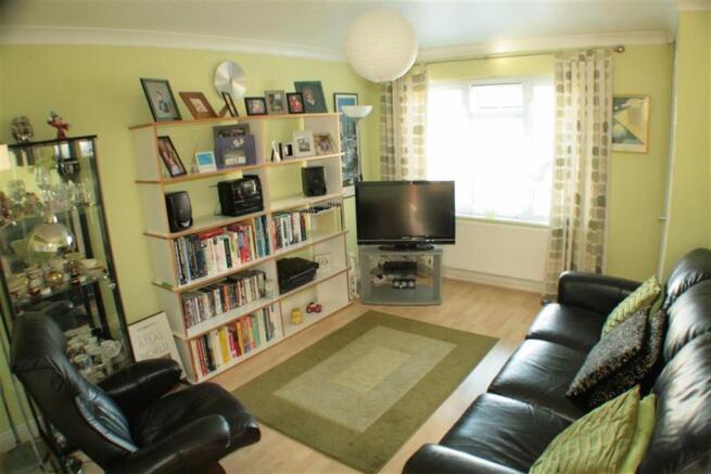 BEDROOM 3: