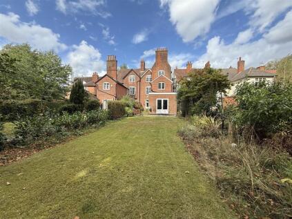 Morland Avenue, Stoneygate