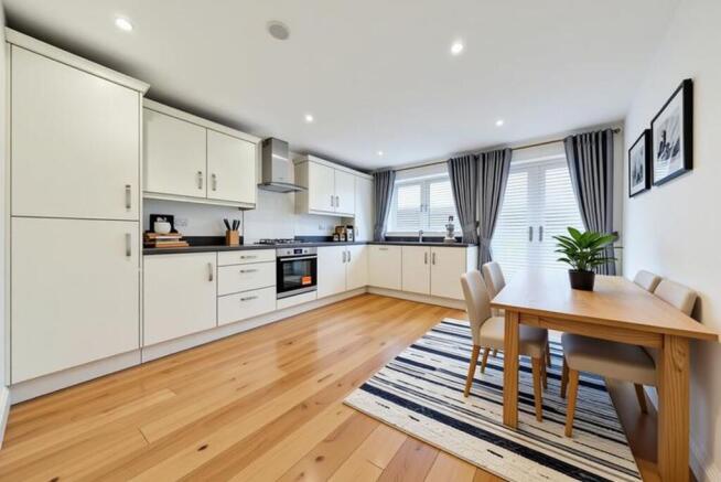 Dining/Kitchen