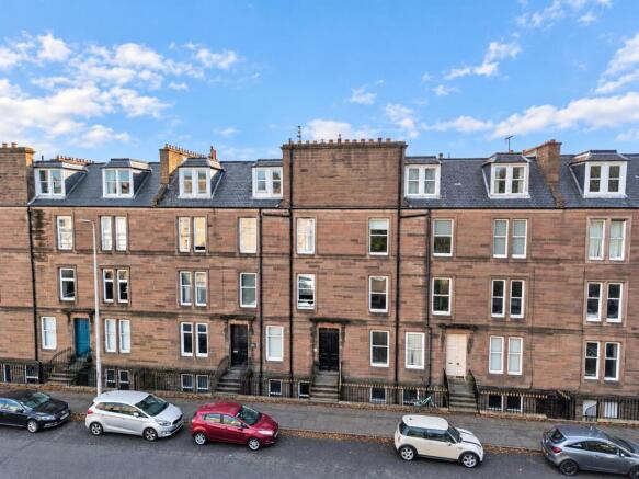 3-2 378 Perth Road Dundee-1.jpg