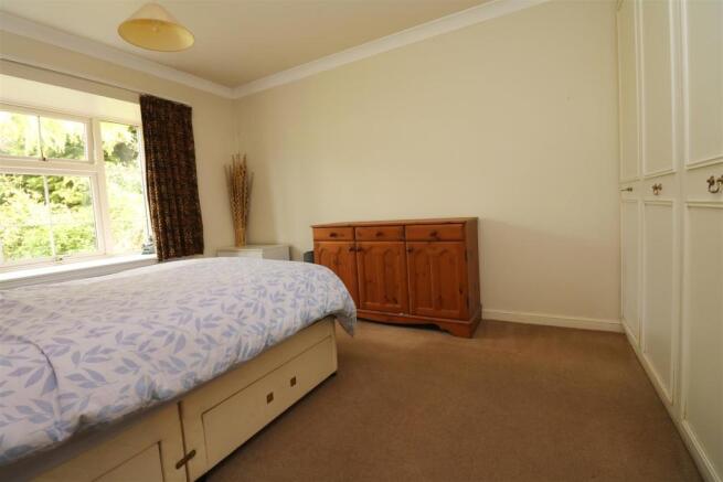 Bed 1.JPG