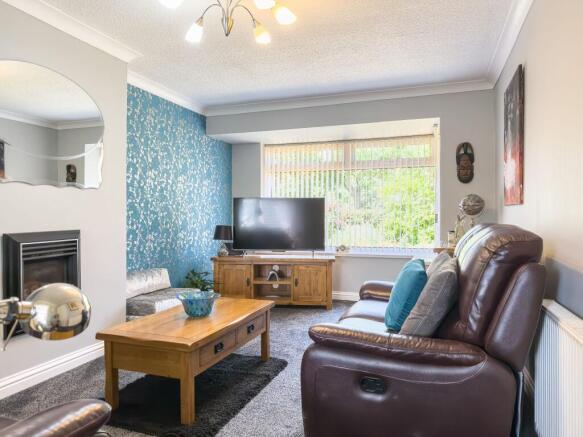 3 bed Detached Bungalow for sale Image 4