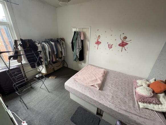3 bed Terraced for sale Image 8