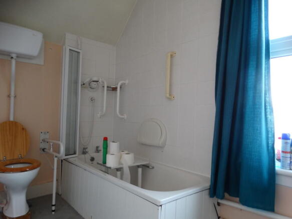 Photo 8