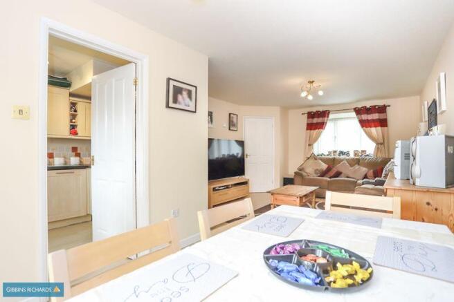 Sitting/Dining Room