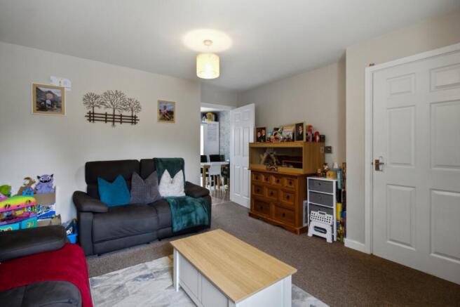 Sentinel Close, St Johns, Worcester, WR2 5FD photo 4