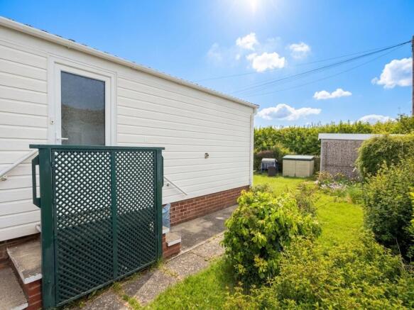 2 bed Park Home for sale Image 11