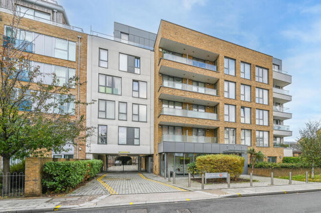 2-bed flat on Glenbrook Apartments, Hammersmith, London, W6, £740,000