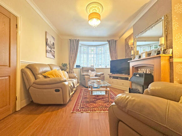 Clarkes Grove, TIPTON, DY4 7NE photo 4