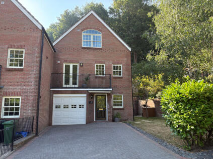 Spring Rise, Southwoods, Yeovil, Somerset, BA20 2QS