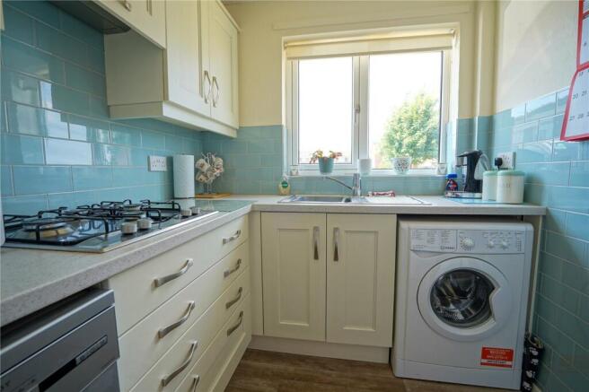 2 bed Bungalow for sale Image 6