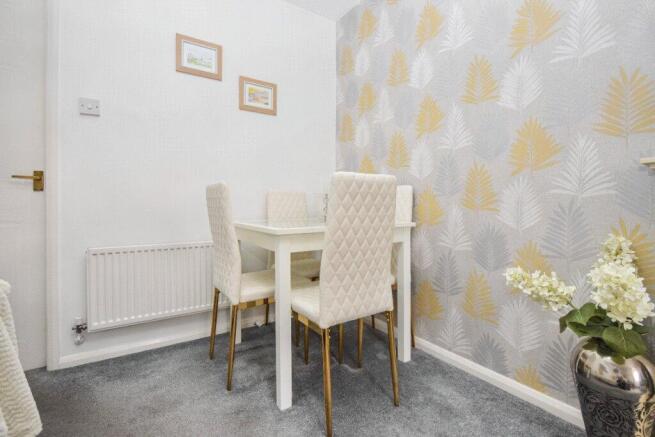 2 bed Terraced for sale Image 4