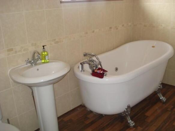 WHIRLPOOL BATH
