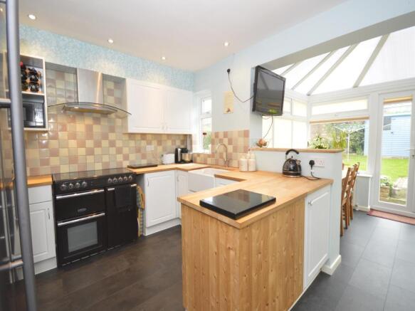Kitchen / Dining Room