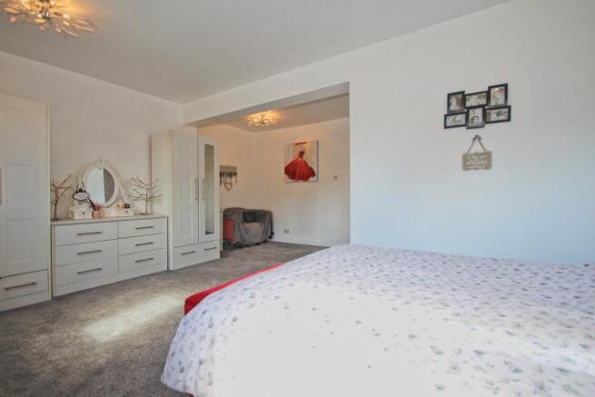 1 Willerby Low Road COTTINGHAM (59)_lzn.jpg