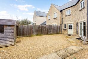 5, Parry Close, Cirencester GL7 1FT