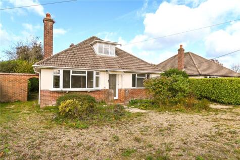 Barton Court Road, New Milton, Hampshire, BH25