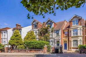 48, Waverley Road, Southsea PO5 2PP
