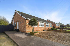 50, Leys Drive, Clacton-on-sea CO16 9PA