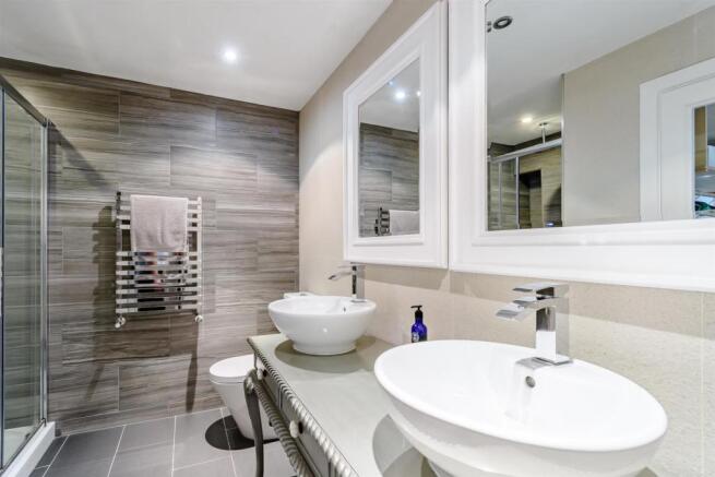8431570-interior21-800.jpg