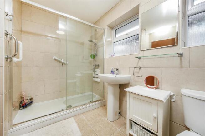Shower Room2.jpg