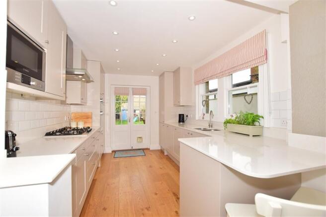 Kitchen/Breakfast Area