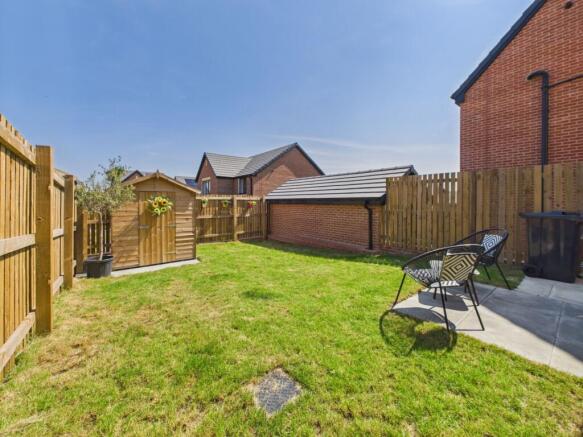 3 bed Semi-Detached for sale Image 4