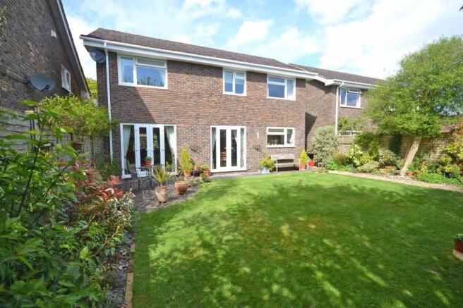 21 Ferndale Road