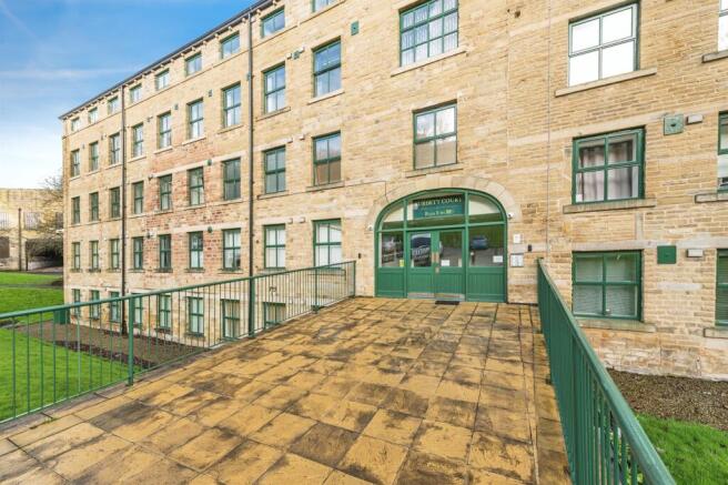 1 bed Apartment for sale Image 11