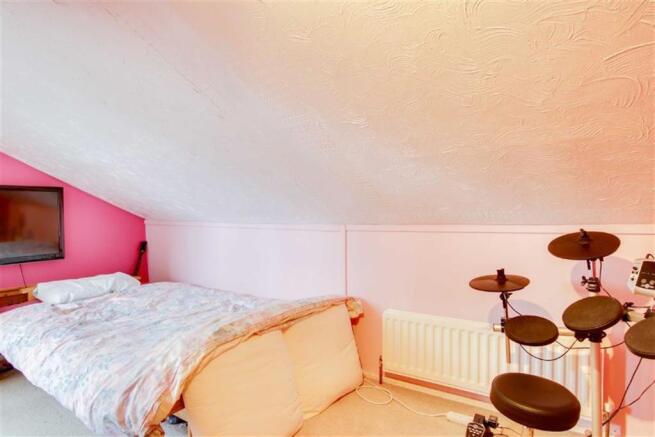 BEDROOM FIVE