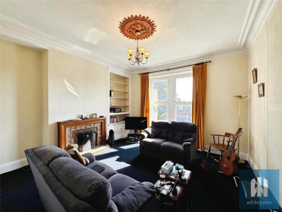 3 bed Semi-Detached for sale Image 2