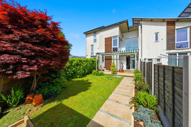 Paxton Place, M11 3NL