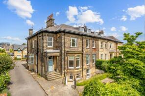 Flat 2, 27, York Place, Harrogate HG1 5RH