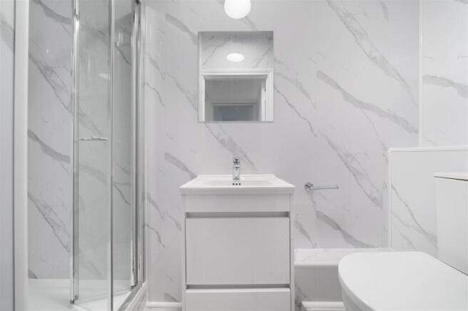 Bathroom combined W.C