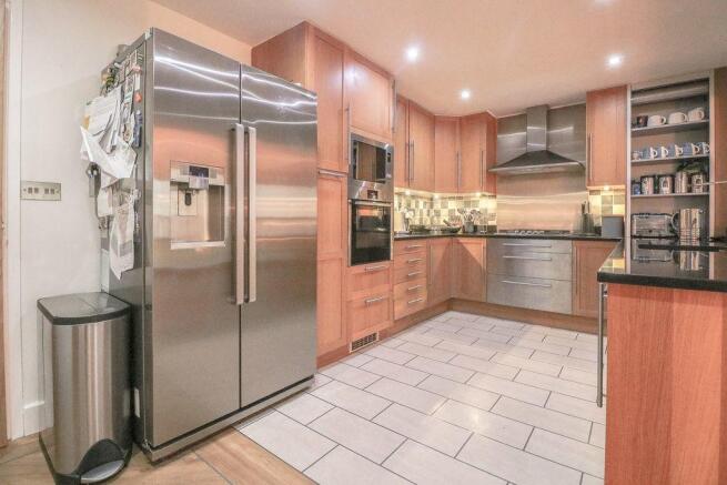 Kitchen / Dining / Family room