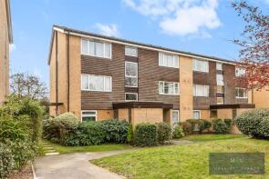 56, Green Acres, Croydon CR0 5UX
