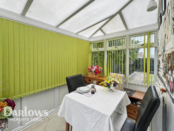 Caernarvon Grove, Merthyr Tydfil photo 4