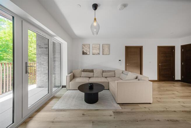 Eleanore House-11.jpg