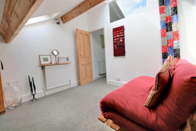 Bedroom 3 (Double)