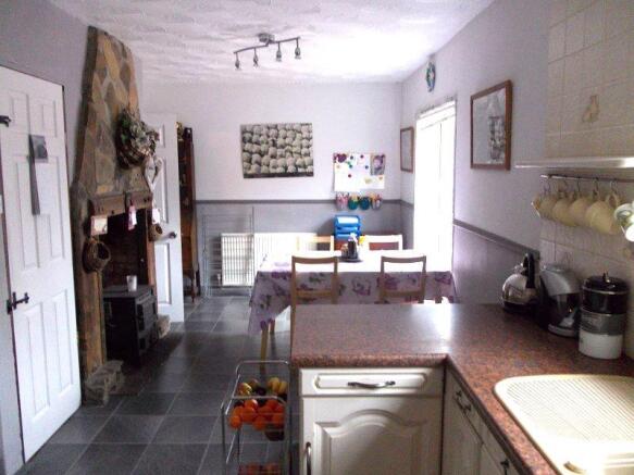 Kitchen / Breakfast Room
