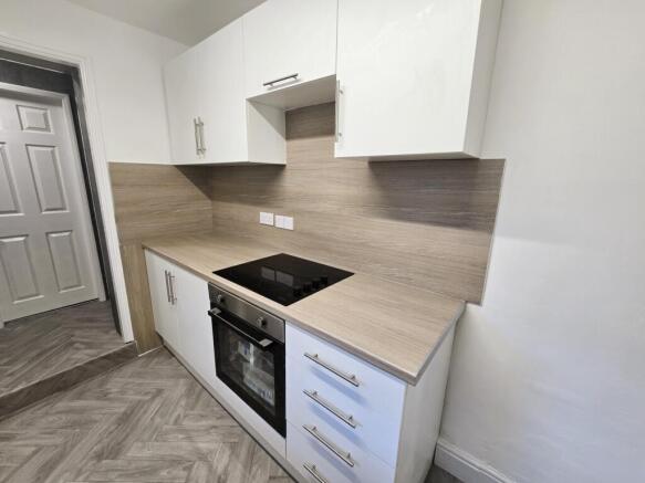 3 bed Terraced to rent Image 10