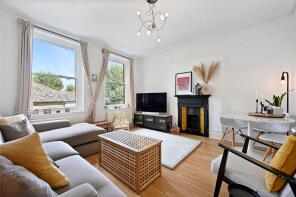 6, Digby Mansions, Hammersmith Bridge Road, London W6 9DE