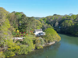 Point Cottage, Port Navas, Falmouth TR11 5RL