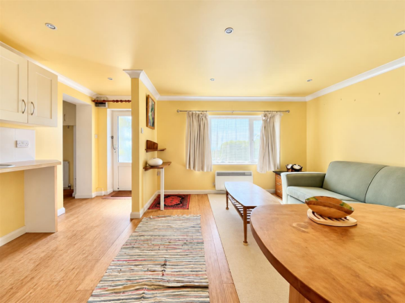 House in Rother, Fairlight - More