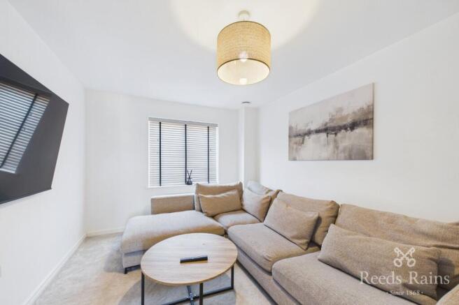 4 bed Detached to rent Image 9
