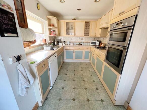 Fitted Kitchen