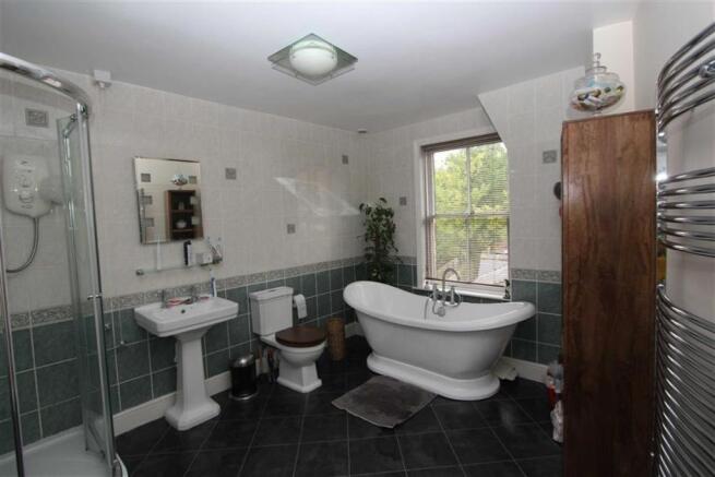 HOUSE BATHROOM